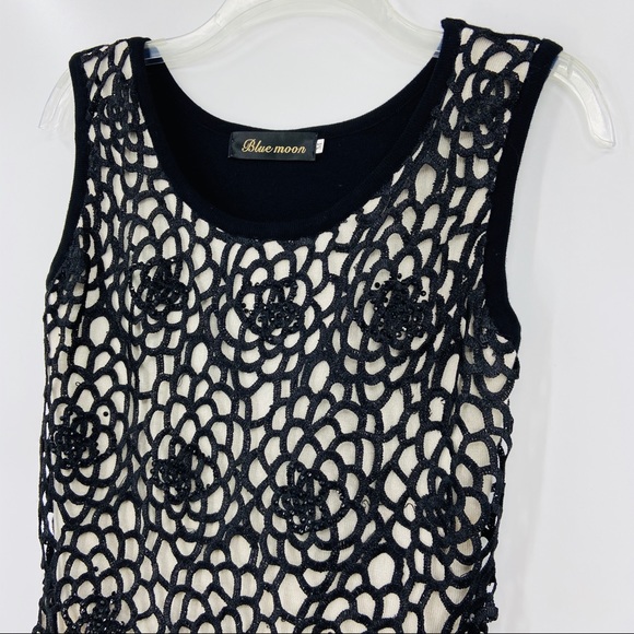 BLUE MOON Black Sleeveless Overlay Dress - Picture 3 of 6